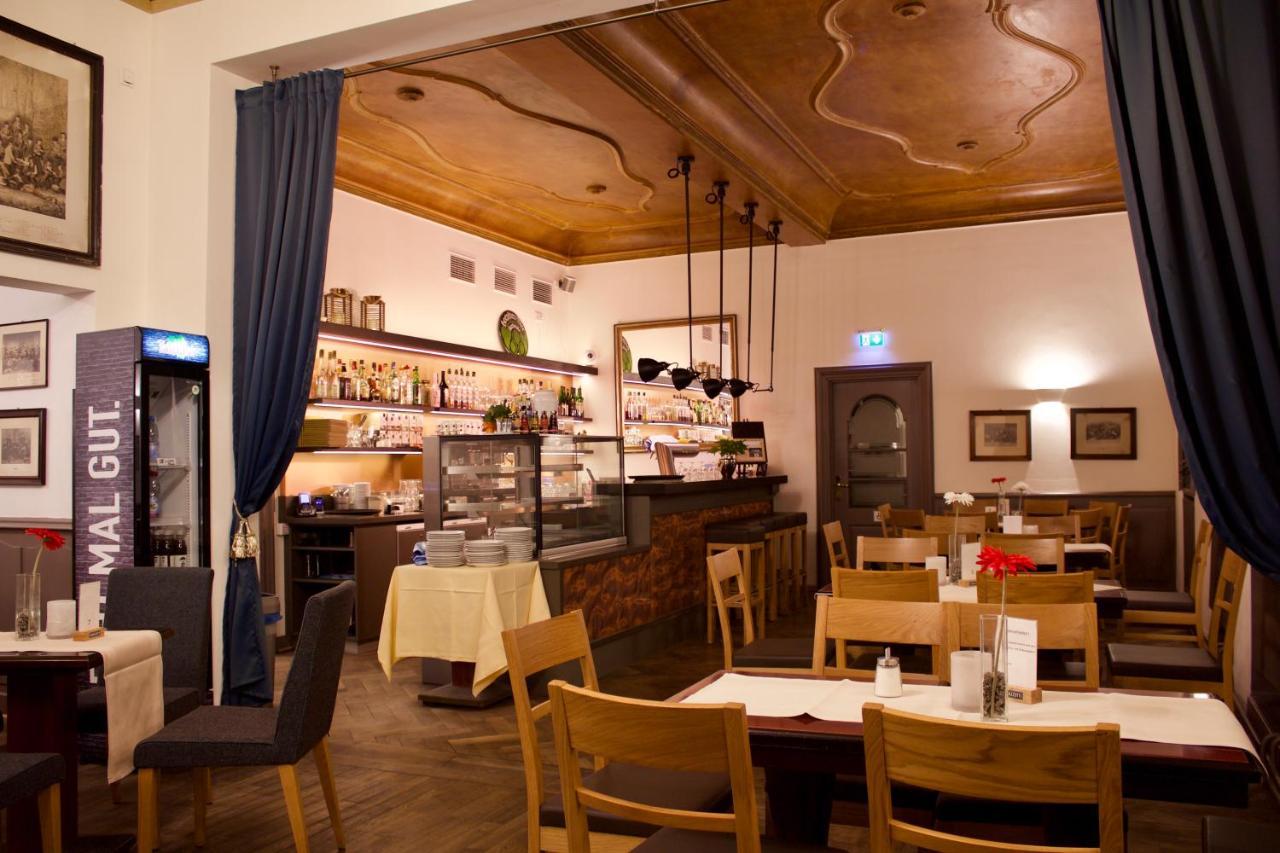 Cafe & Hotel Knoesel Heidelberg Exterior photo